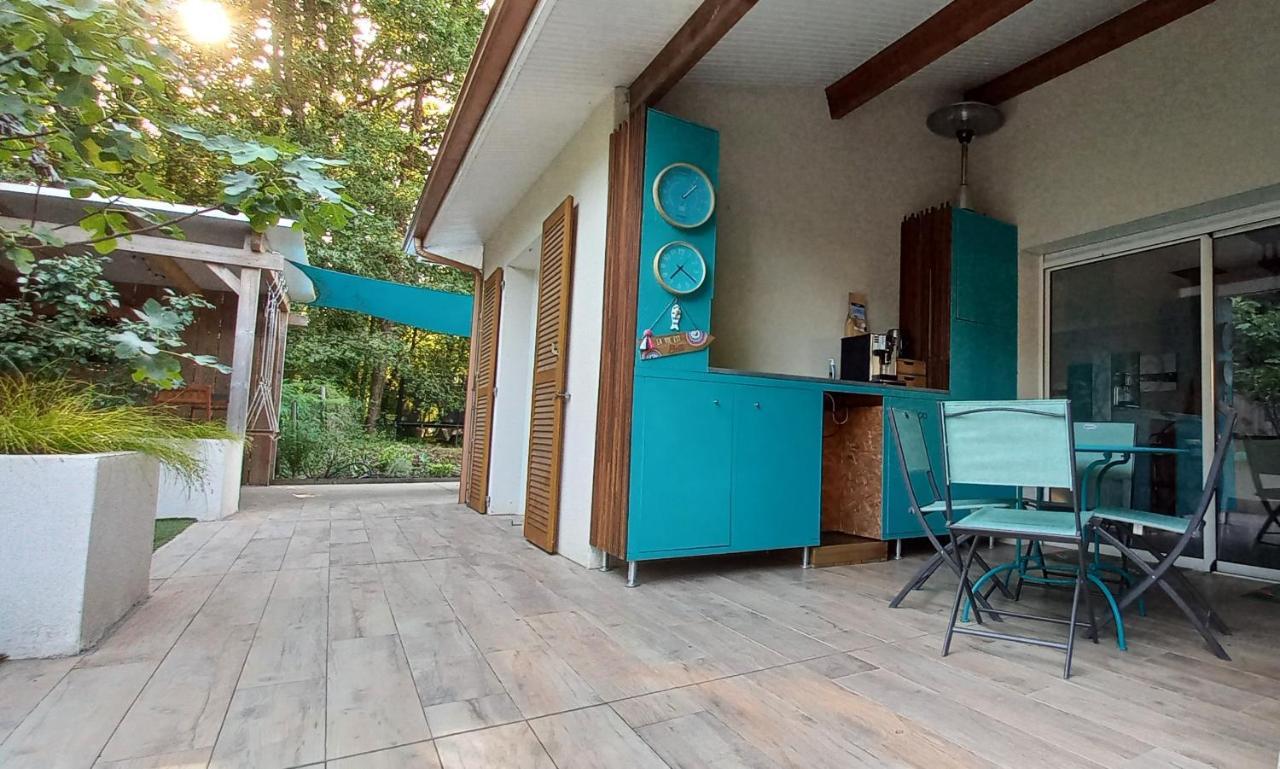 chambre d'hôtes RDC spa et petit-déjeuner en lisière de forêt Le Teich Exterior foto