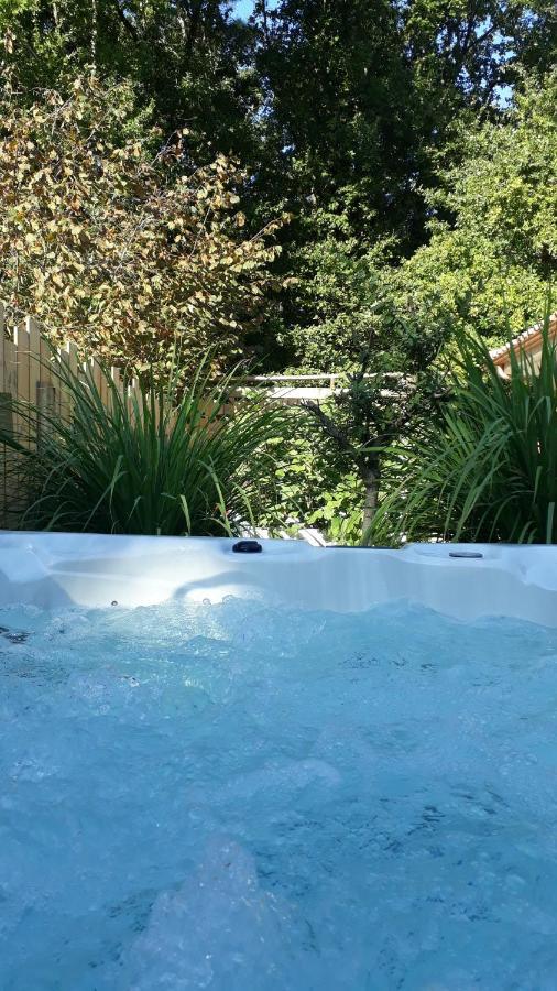 chambre d'hôtes RDC spa et petit-déjeuner en lisière de forêt Le Teich Exterior foto