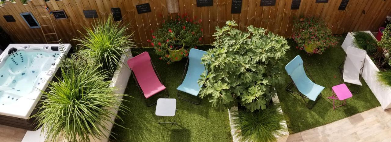 chambre d'hôtes RDC spa et petit-déjeuner en lisière de forêt Le Teich Exterior foto